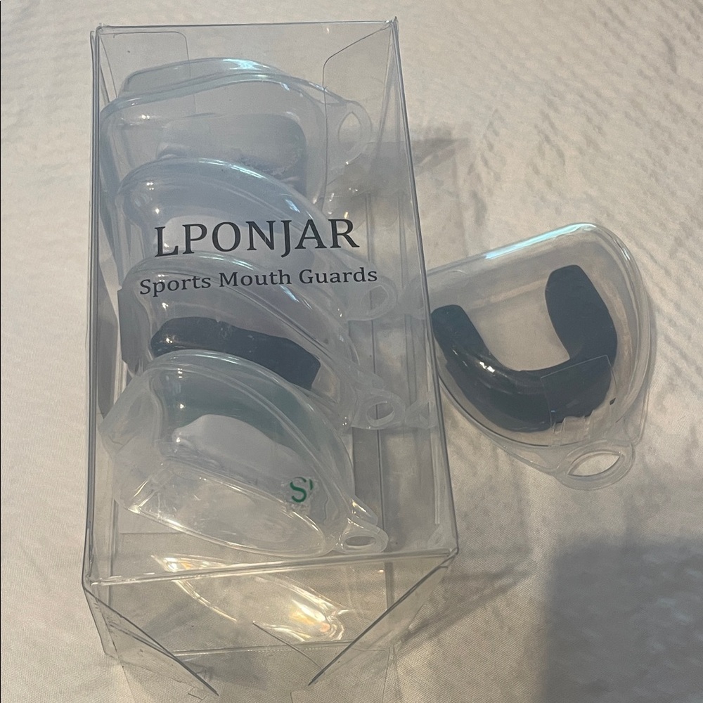 Lponjar sports mouth guards